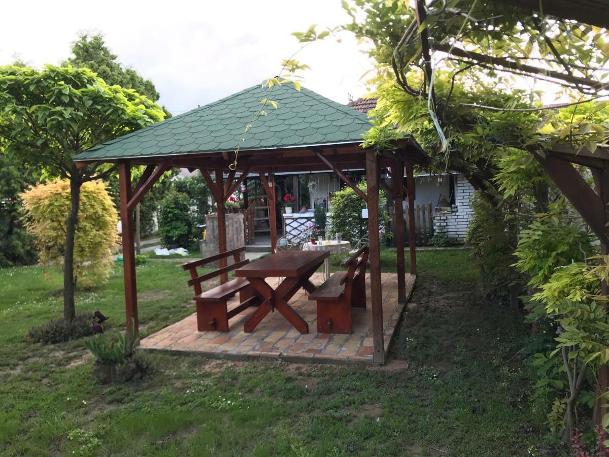 Santa Maria Apartment Donji Kovilj Exteriér fotografie